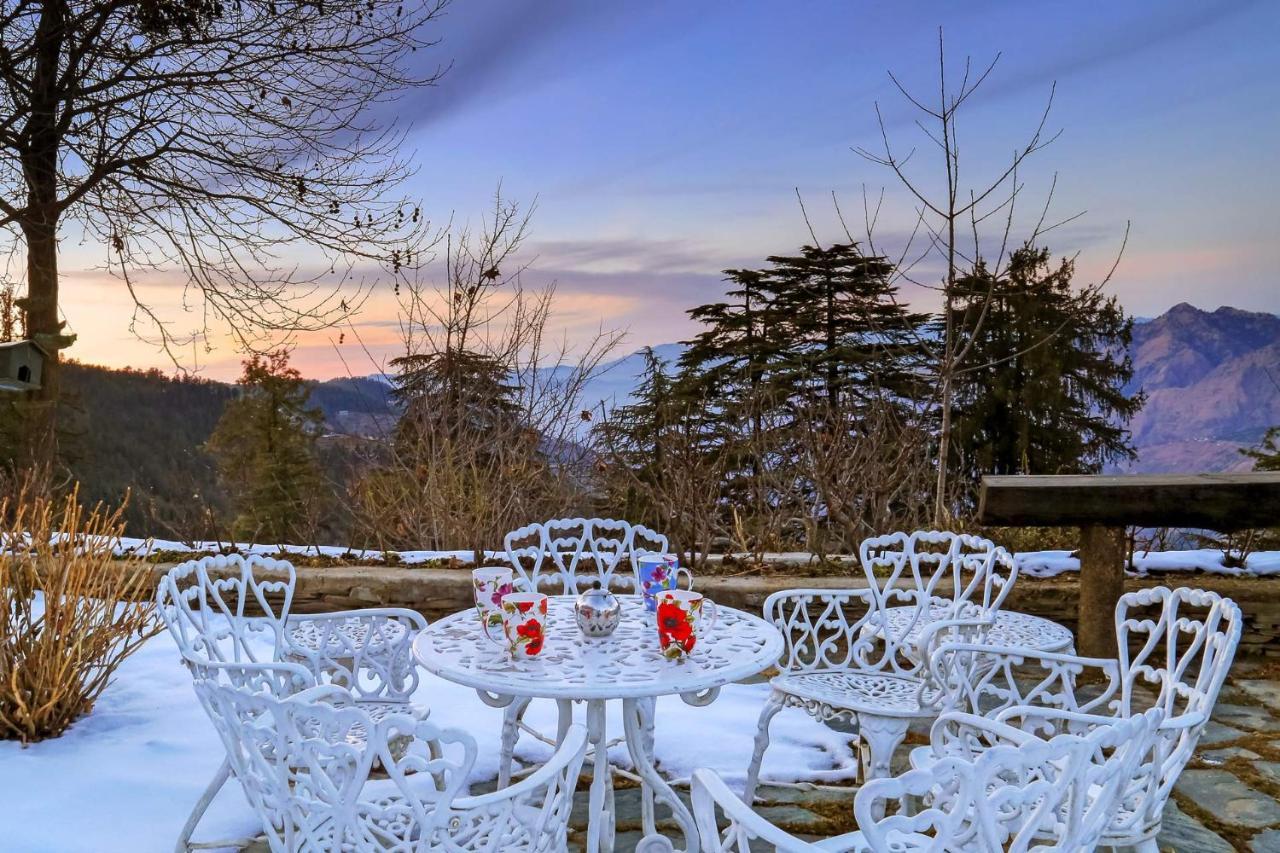 Stayvista At Violet Hill With Bonfire, Gazebo & Hill View Shimla Exterior foto