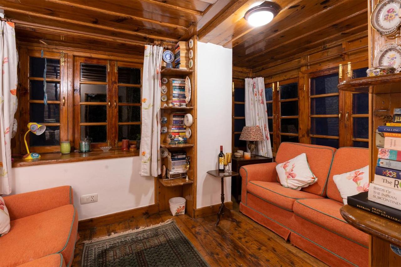 Stayvista At Violet Hill With Bonfire, Gazebo & Hill View Shimla Exterior foto