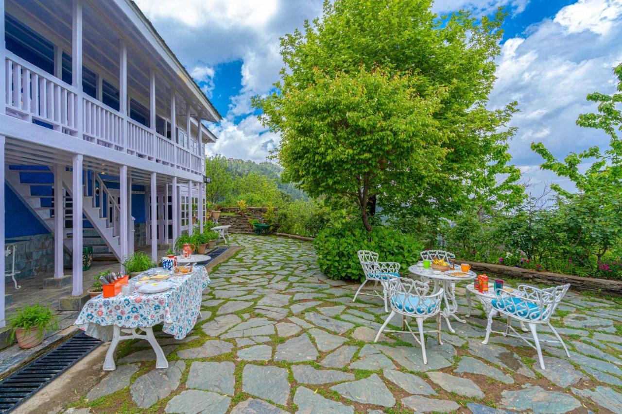 Stayvista At Violet Hill With Bonfire, Gazebo & Hill View Shimla Exterior foto