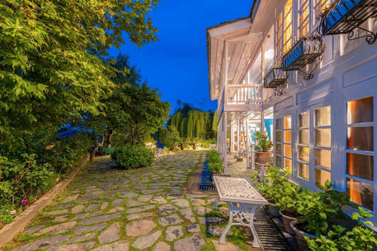 Stayvista At Violet Hill With Bonfire, Gazebo & Hill View Shimla Exterior foto