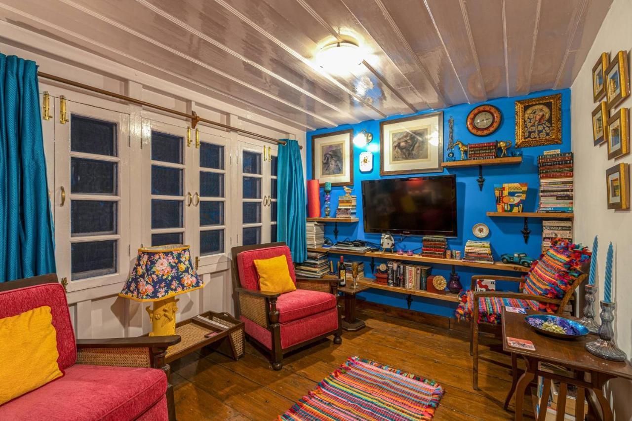 Stayvista At Violet Hill With Bonfire, Gazebo & Hill View Shimla Exterior foto